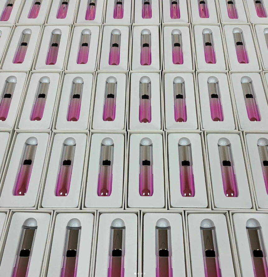 SAICO炫刻一代主機 鋅合金材質煙桿 通用sp2,哩啞，lana等一代煙彈 雙檔調節(8W-10W）具有智能顯示屏-VAKA糖果雲煙館